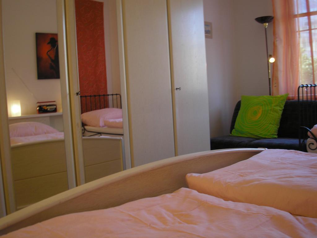 Apartment Accommodation Up To 17 Μπρατισλάβα Εξωτερικό φωτογραφία