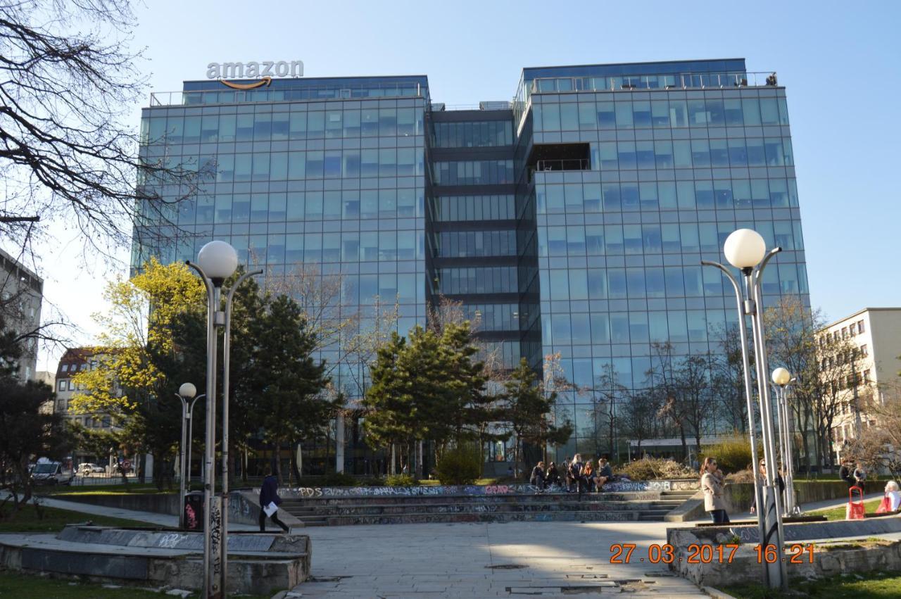 Apartment Accommodation Up To 17 Μπρατισλάβα Εξωτερικό φωτογραφία